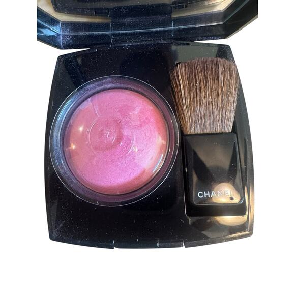 Chanel Joues Contraste 250 Crescendo Powder Blush 4g .14oz Made In France - Picture 2 of 5